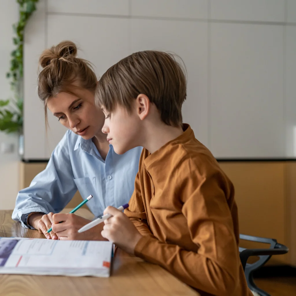 Horizon language school, private lessons, thesaloniki, φροντιστήριο αγγλικών θεσσαλονίκη, τούμπα